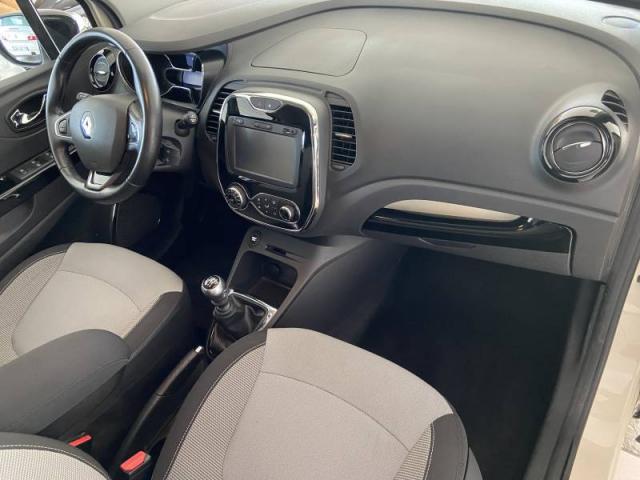 Renault Captur image 8