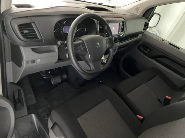 Peugeot Expert image 2