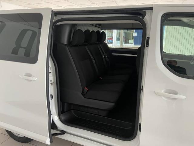 Peugeot Expert image 2