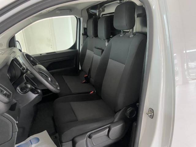 Peugeot Expert image 2