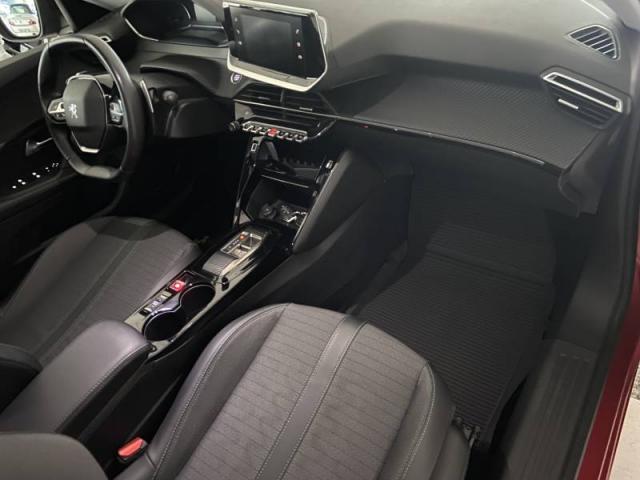 Peugeot 2008 image 9