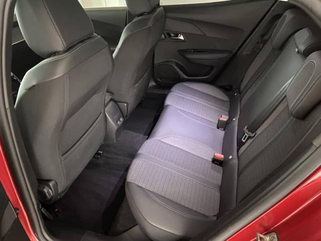 Peugeot 2008 image 4