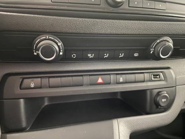 Citroen Jumpy image 6