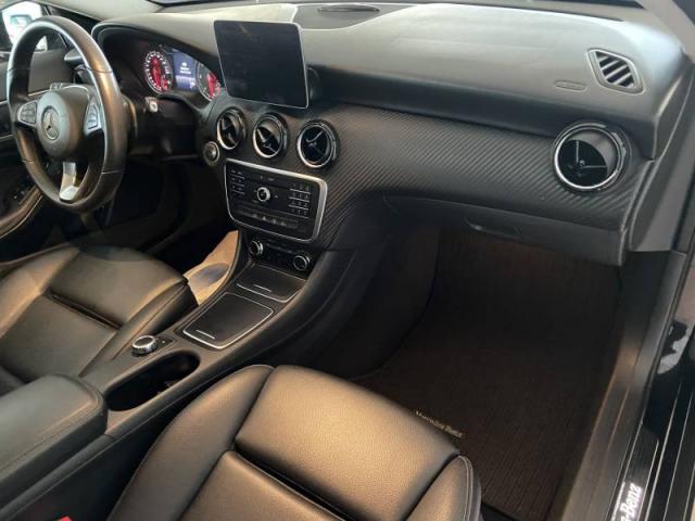 Mercedes Benz Classe Gla image 5