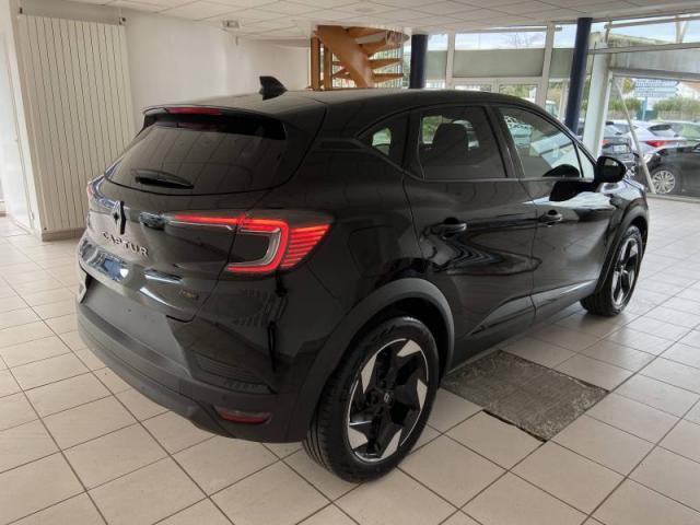 Renault Captur image 2