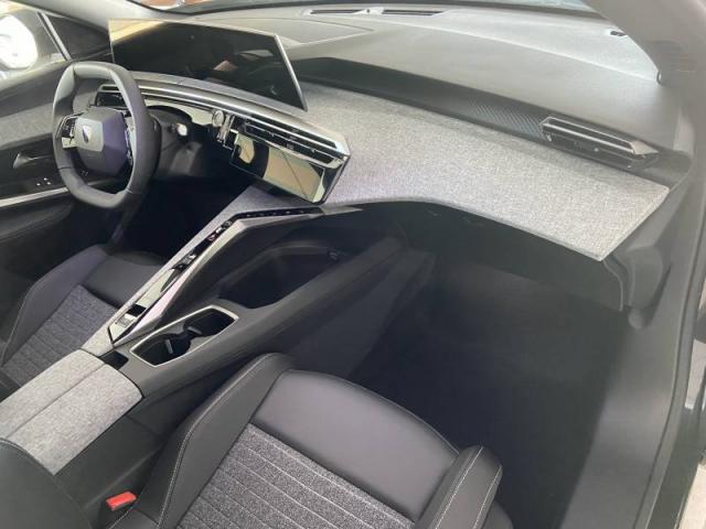 Peugeot 3008 image 9