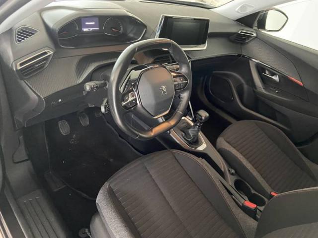 Peugeot 2008 image 6