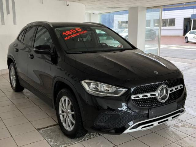 Mercedes Benz Gla image 7
