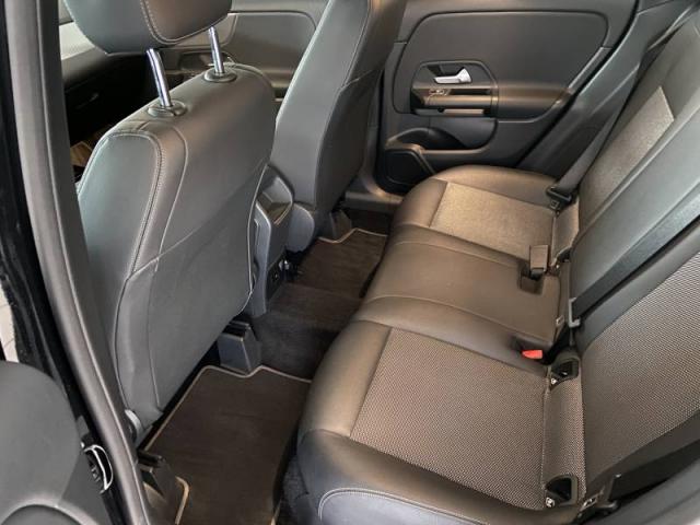 Mercedes Benz Gla image 3