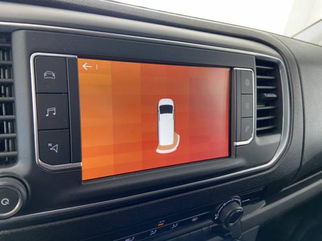 Citroen Jumpy image 9