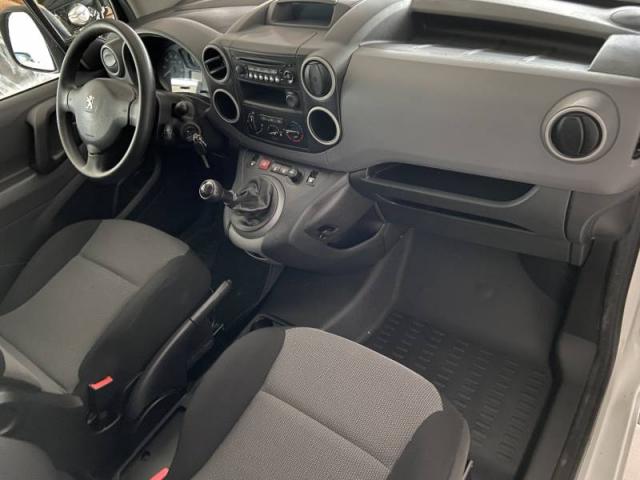 Peugeot Partner image 3
