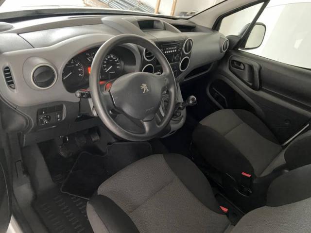Peugeot Partner image 9