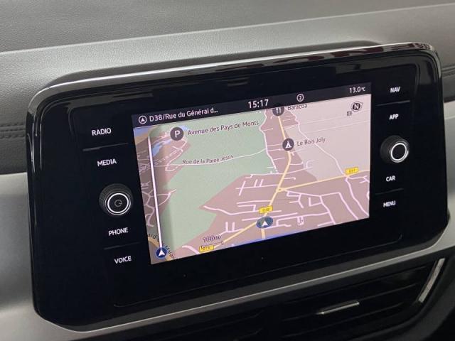 Volkswagen T-Roc image 8