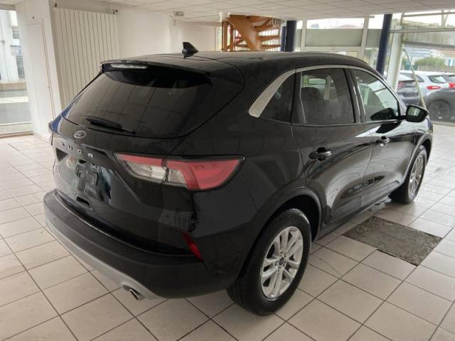 Ford Kuga image 5