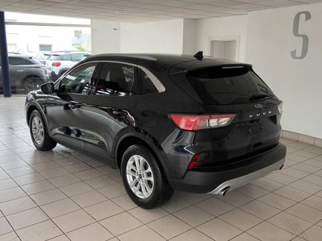 Ford Kuga image 8