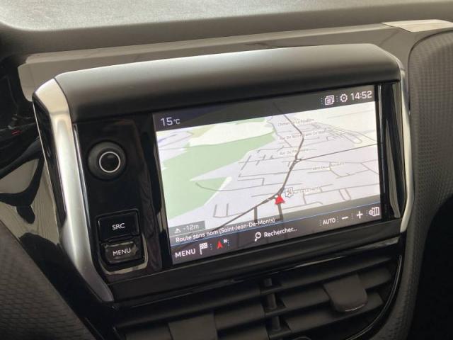 Peugeot 2008 image 3