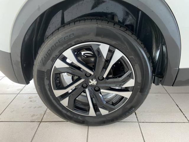 Peugeot 2008 image 7