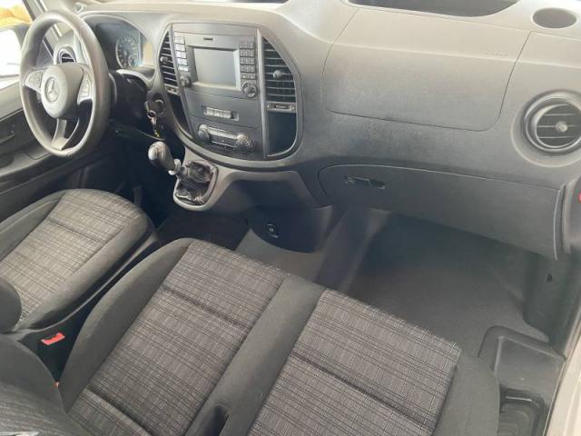Mercedes Benz Vito image 9