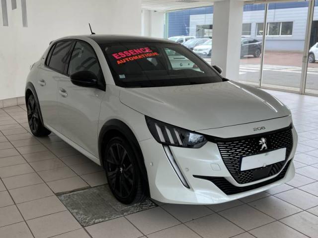 Peugeot 208 image 9