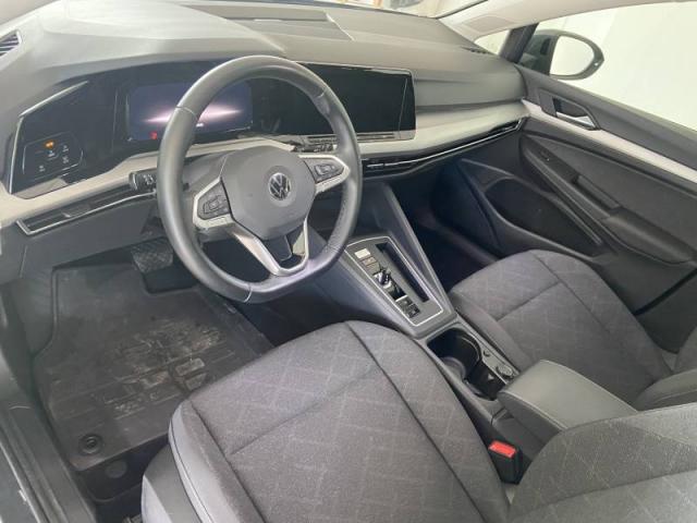 Volkswagen Golf image 8