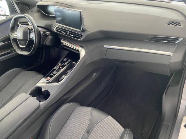 Peugeot 3008 image 8