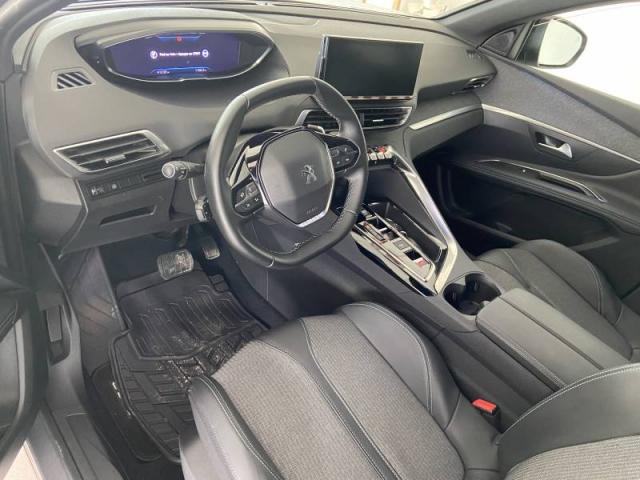 Peugeot 3008 image 2