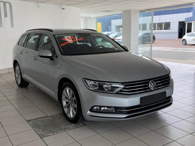 Volkswagen Passat image 8