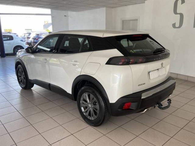 Peugeot 2008 image 3