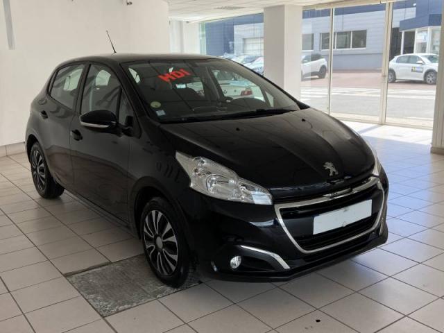 Peugeot 208 image 8
