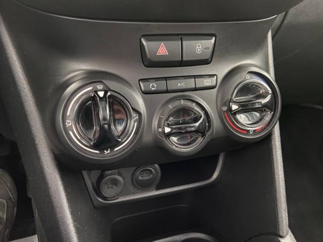 Peugeot 208 image 2