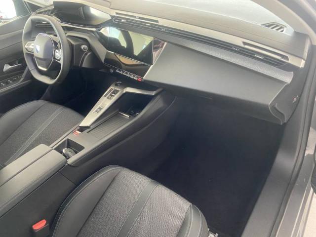 Peugeot 308 image 8