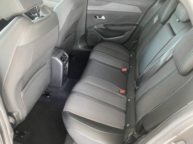 Peugeot 308 image 9