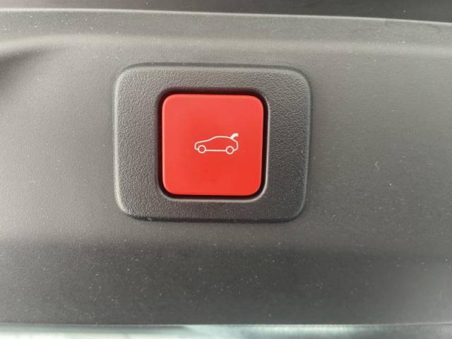 Peugeot 3008 image 9