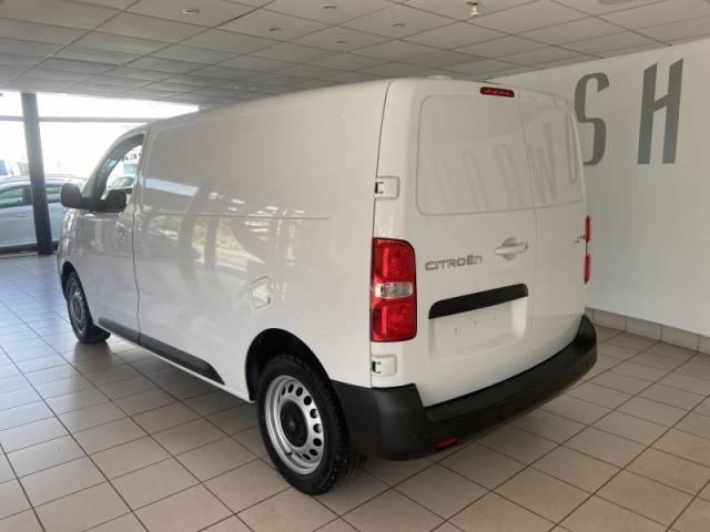 Citroen Jumpy image 2