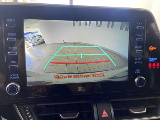 Toyota C-Hr image 8