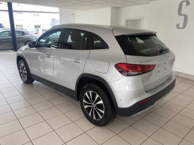 Mercedes Benz Gla image 7