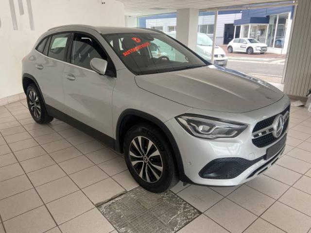 Mercedes Benz Gla image 1
