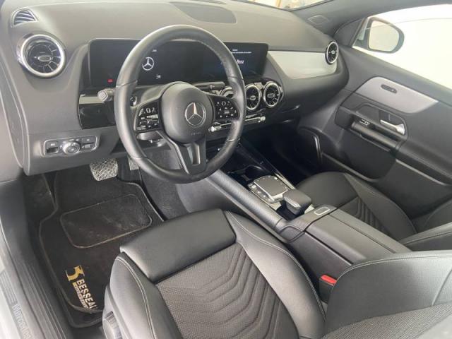Mercedes Benz Gla image 5