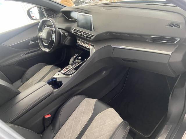 Peugeot 3008 image 1