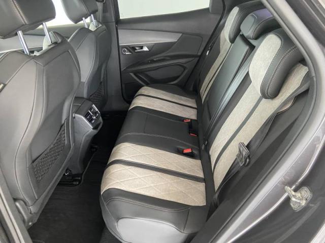 Peugeot 3008 image 2