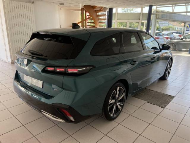 Peugeot 308 image 1