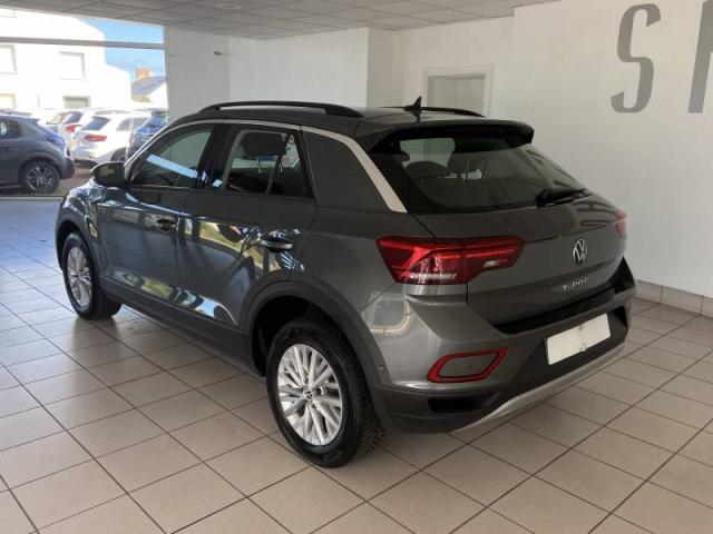 Volkswagen T-Roc image 9