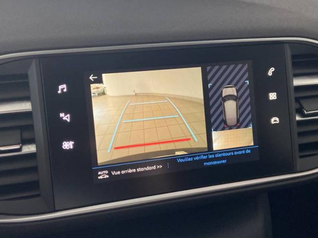 Peugeot 308 image 2