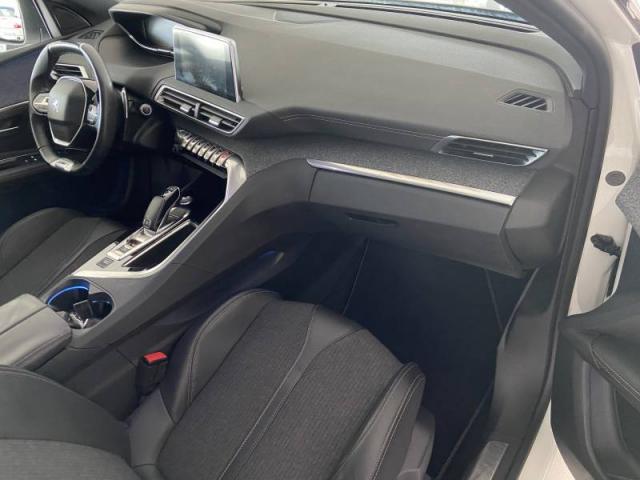 Peugeot 3008 image 6