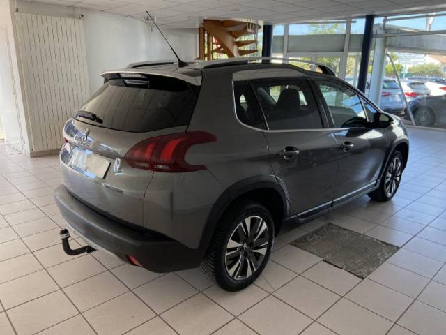 Peugeot 2008 image 9