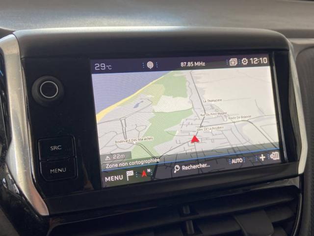 Peugeot 2008 image 4