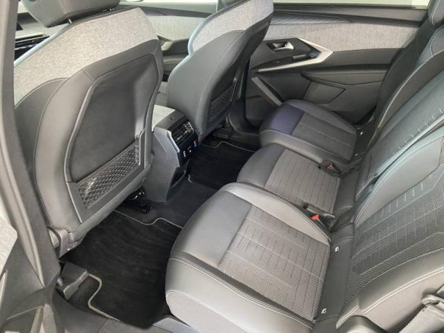 Peugeot 5008 image 2
