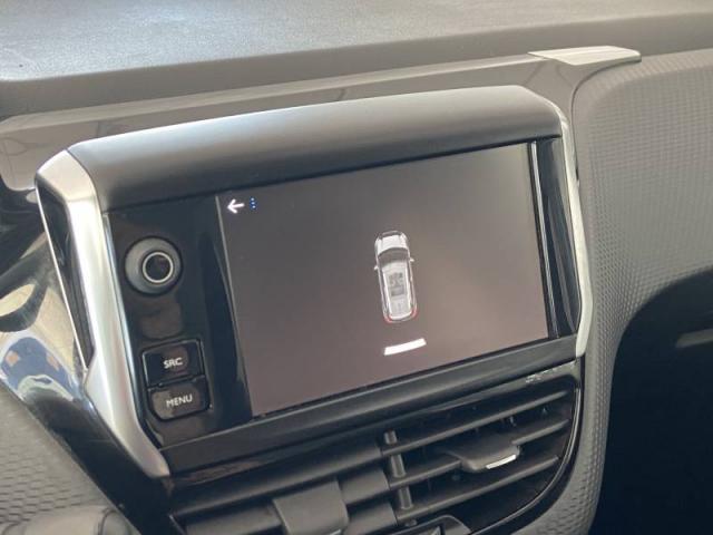 Peugeot 2008 image 7