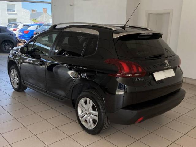 Peugeot 2008 image 2