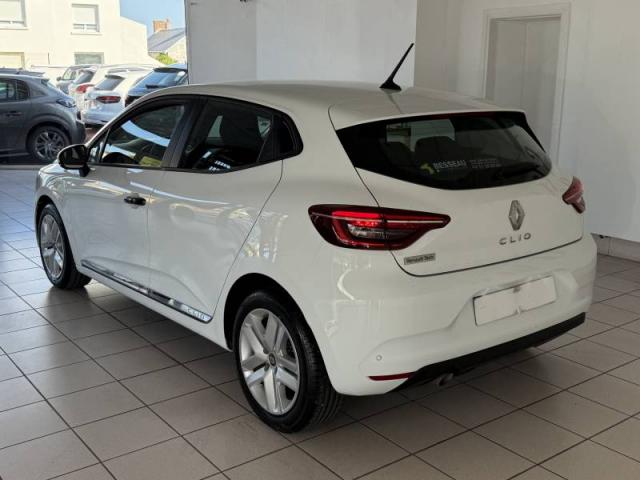Renault Clio image 9